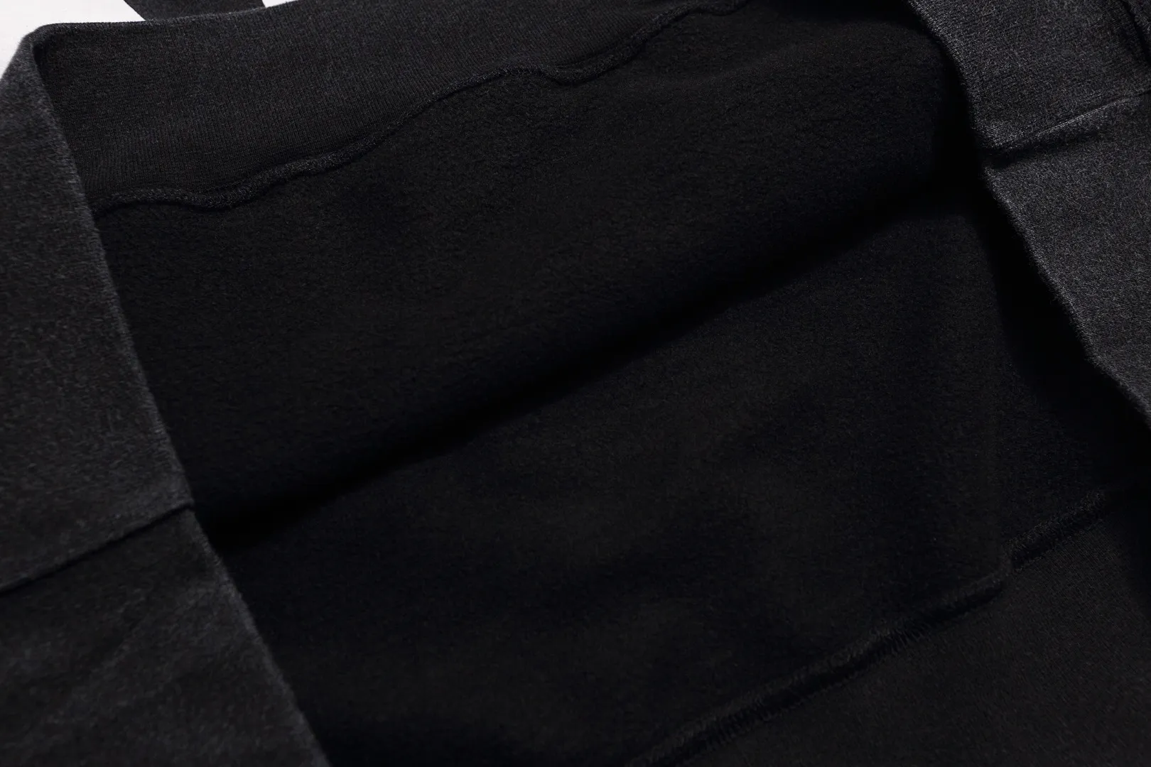 American fashion Saint Michael klf exhibition letters retro destroyed vintage washed and distressed hoodies for men and women Fabric: 420g Style number: SM629 Size: S-M-L-XL Color: Black Price: P236